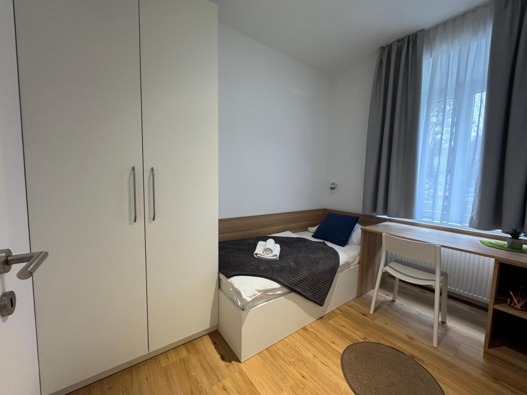 Apartments Tivoli Ljubljana Room photo